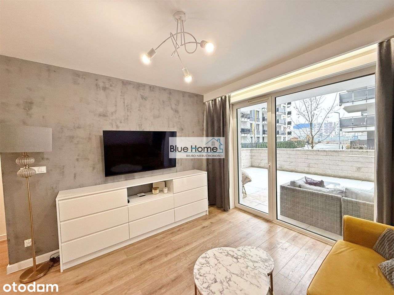 Parter, 2 pokoje z dużym tarasem, wysoki standard-9