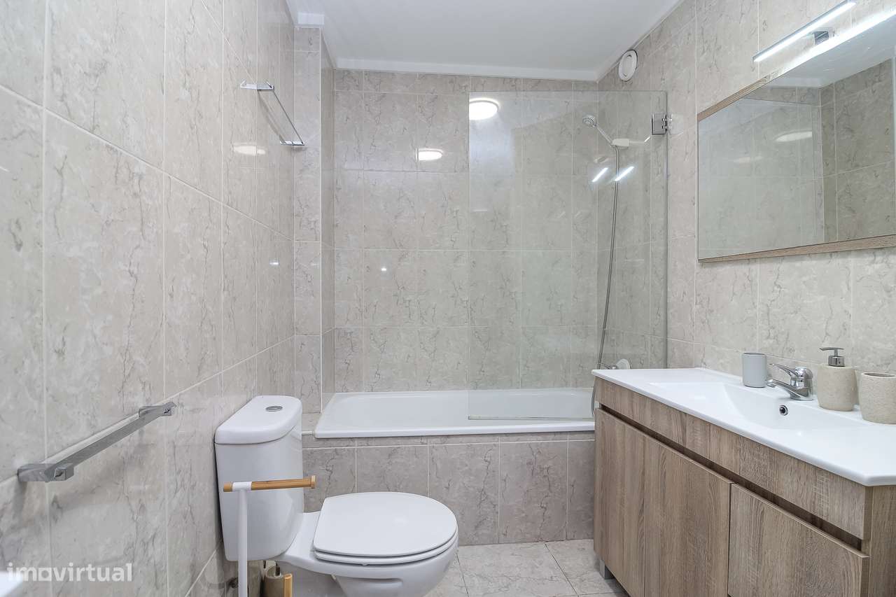 T2 Mobilado e Equipado Centro de Paredes-15