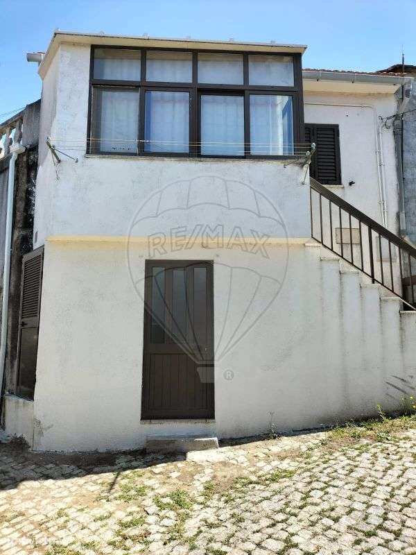 Moradia T2 para venda - Grande imagem: 2/14