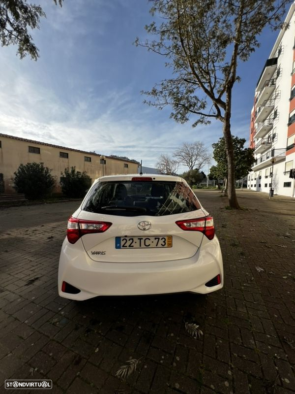 Toyota Yaris 1.4 D-4D Comfort+P.Style - 2