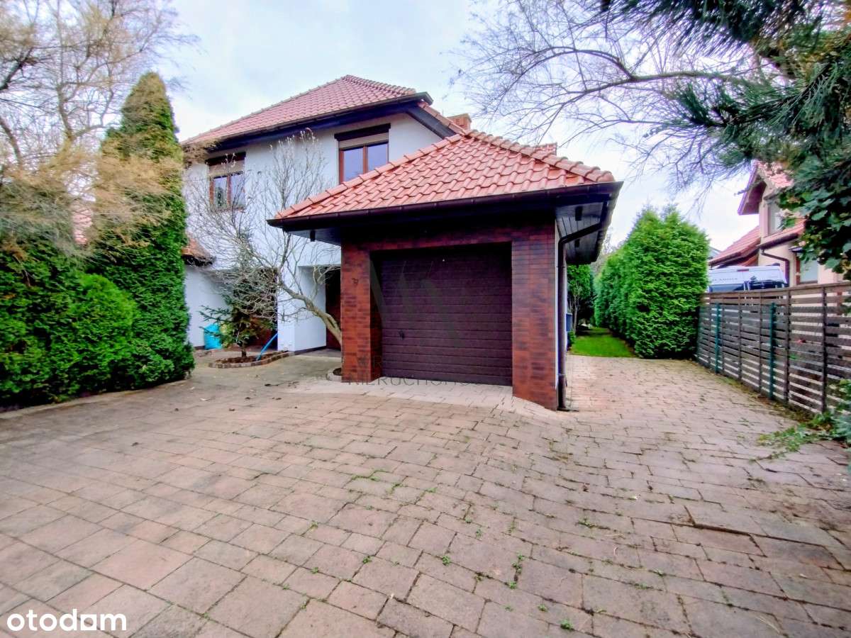 Dom*4pok*ogród z tarasem* garaż*-17