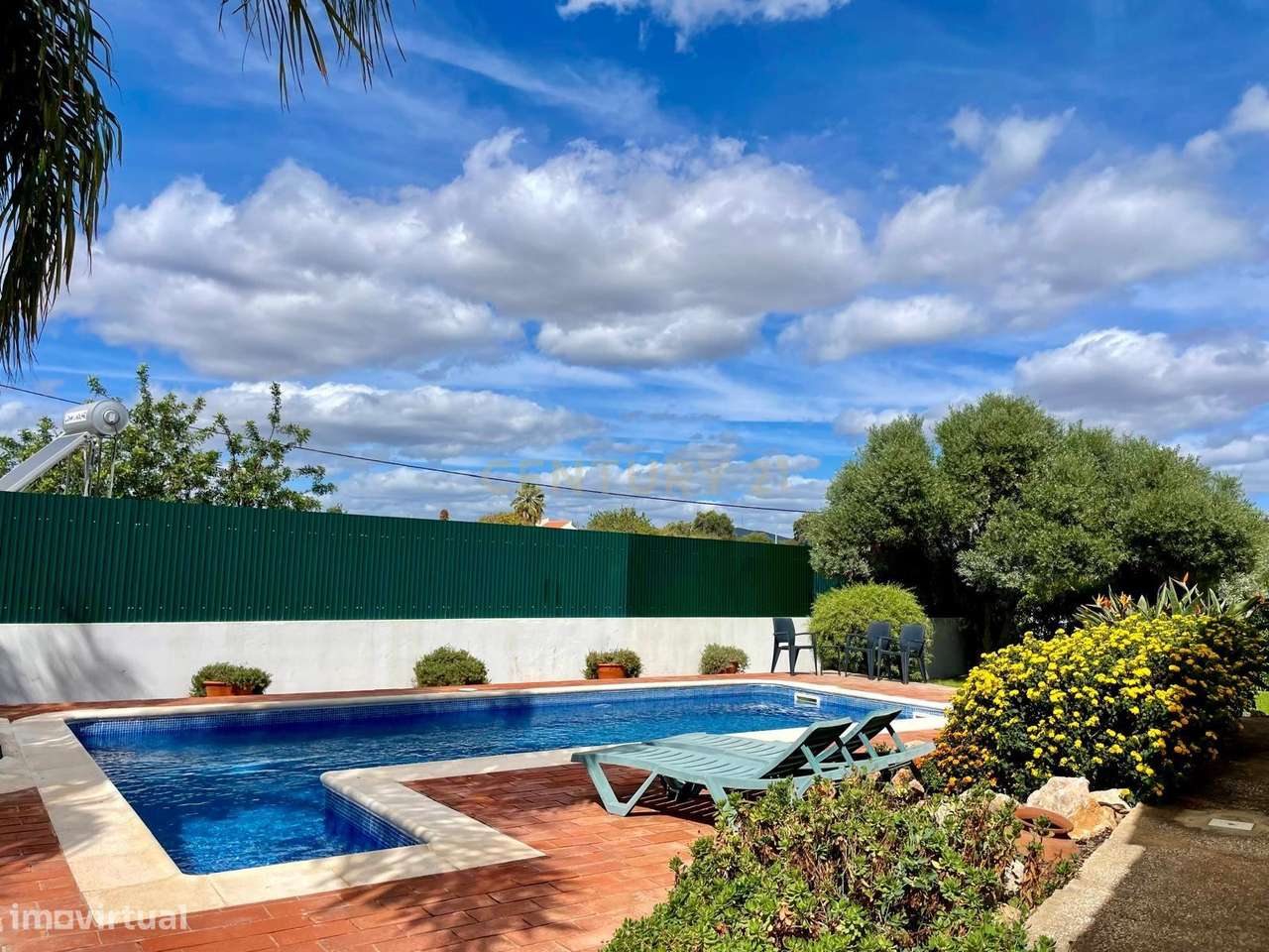 Moradia T2+1 com 2680 m2 de terreno em Quatrim do Sul - Grande imagem: 4/36