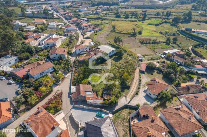 Moradia Com terreno - Grande imagem: 4/7