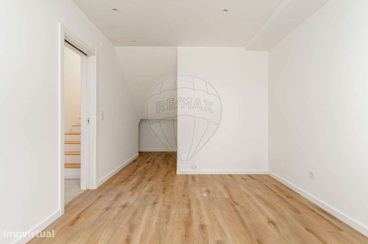 Moradia T1 para arrendamento - Grande imagem: 2/9