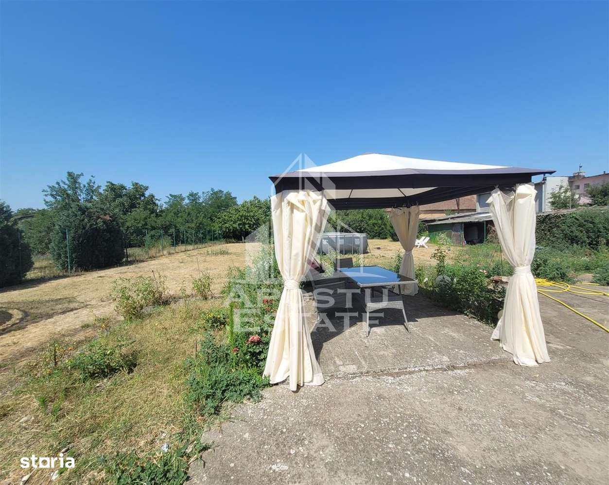 Casa individuala la intrare in Sag, teren de 1.800 mp,  comision 0 - Imagine principală: 5/15