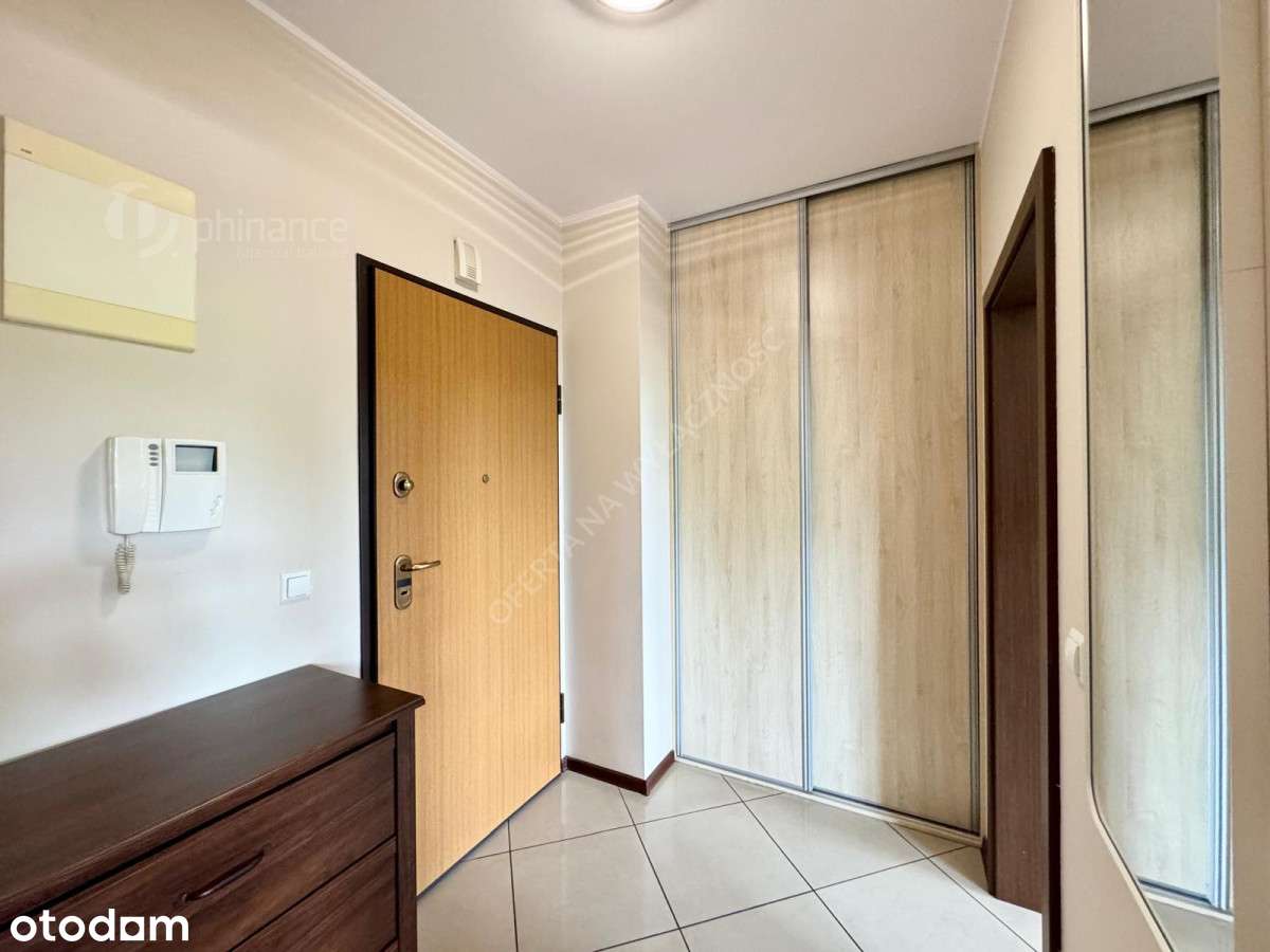 38m2, kawalerka, miejsce postojowe w hali-16