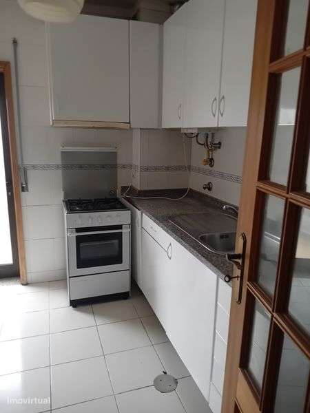 Apartamento T1 Mobilado - Centro Oliveira de Azeméis - Grande imagem: 5/8