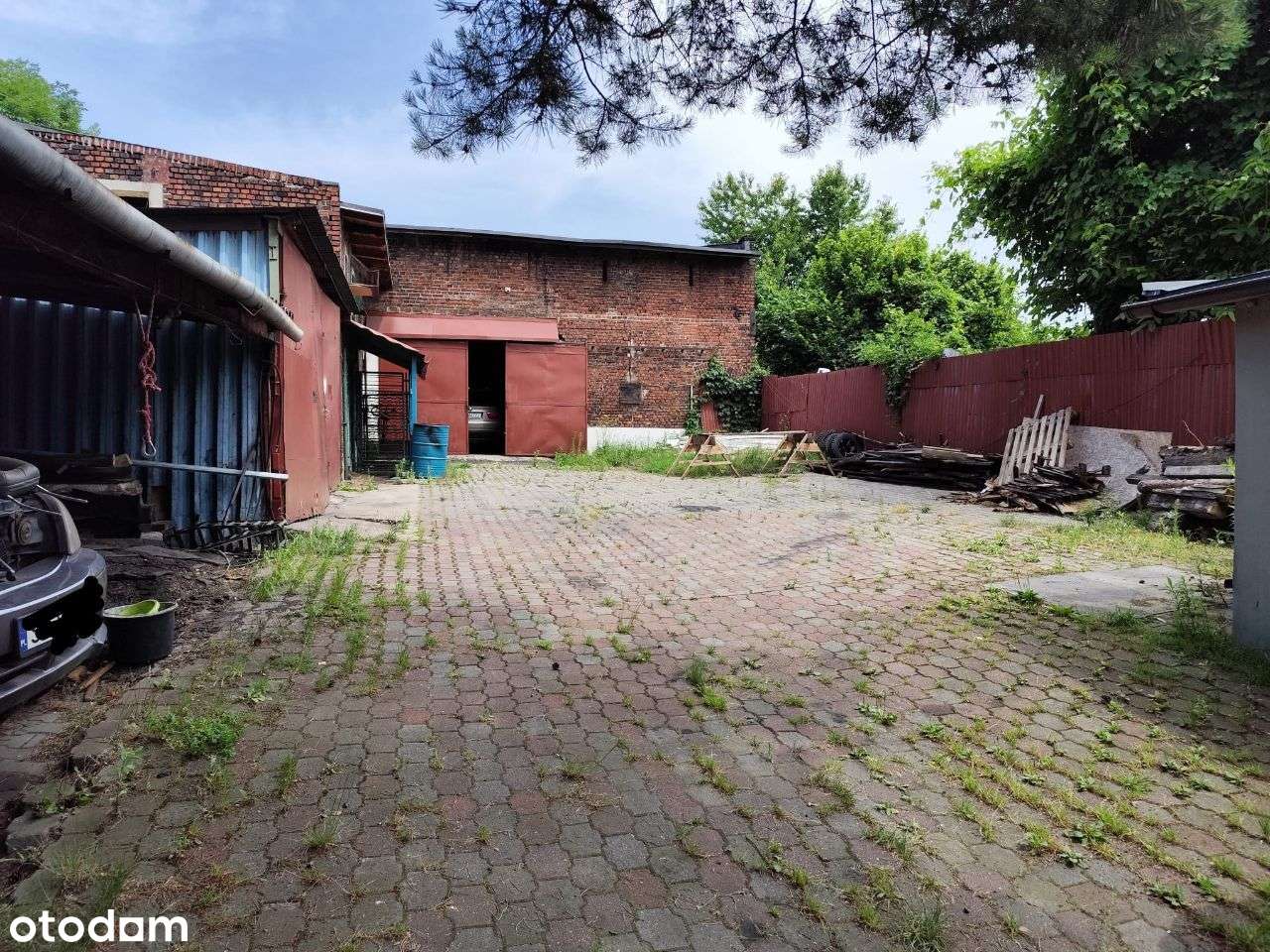 25 pokoi, 765,92 m2, działka 1219 m2 + 700 m2, nowy dach, gazowe BYTOM - Pełny obrazek: 3/9