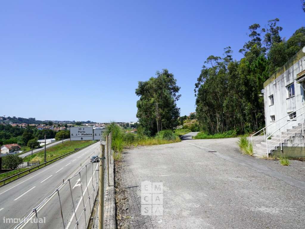 Armazém para venda em Oliveira de Azeméis - Grande imagem: 5/33