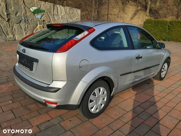 Ford Focus 1.4 16V Ambiente - 5