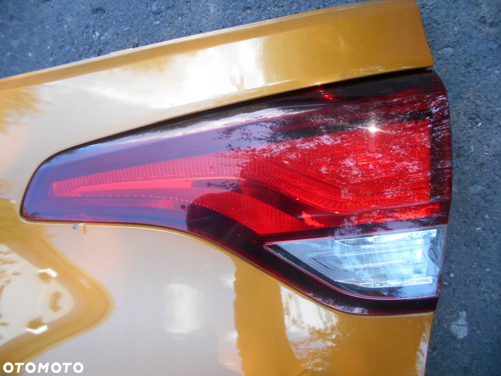 LAMPA PRAWA BLENDA KLAPA CHROM RENAULT SCENIC IV - 4