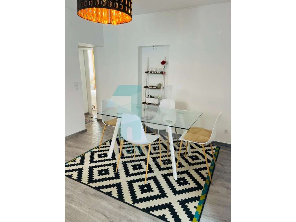 Moradia T3 + T2 em São João do Estoril - Alapraia-41