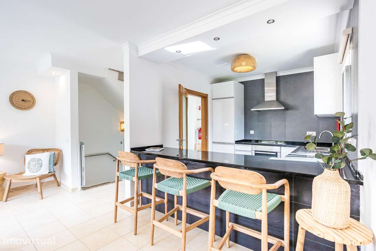 Moradia Geminada T2+1 em Condomínio de Luxo no Algarve-9