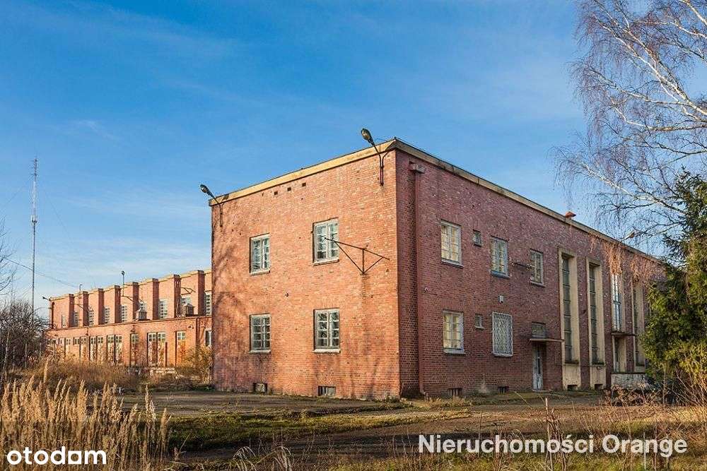 Działka pod działalność m.in. usługową.-12