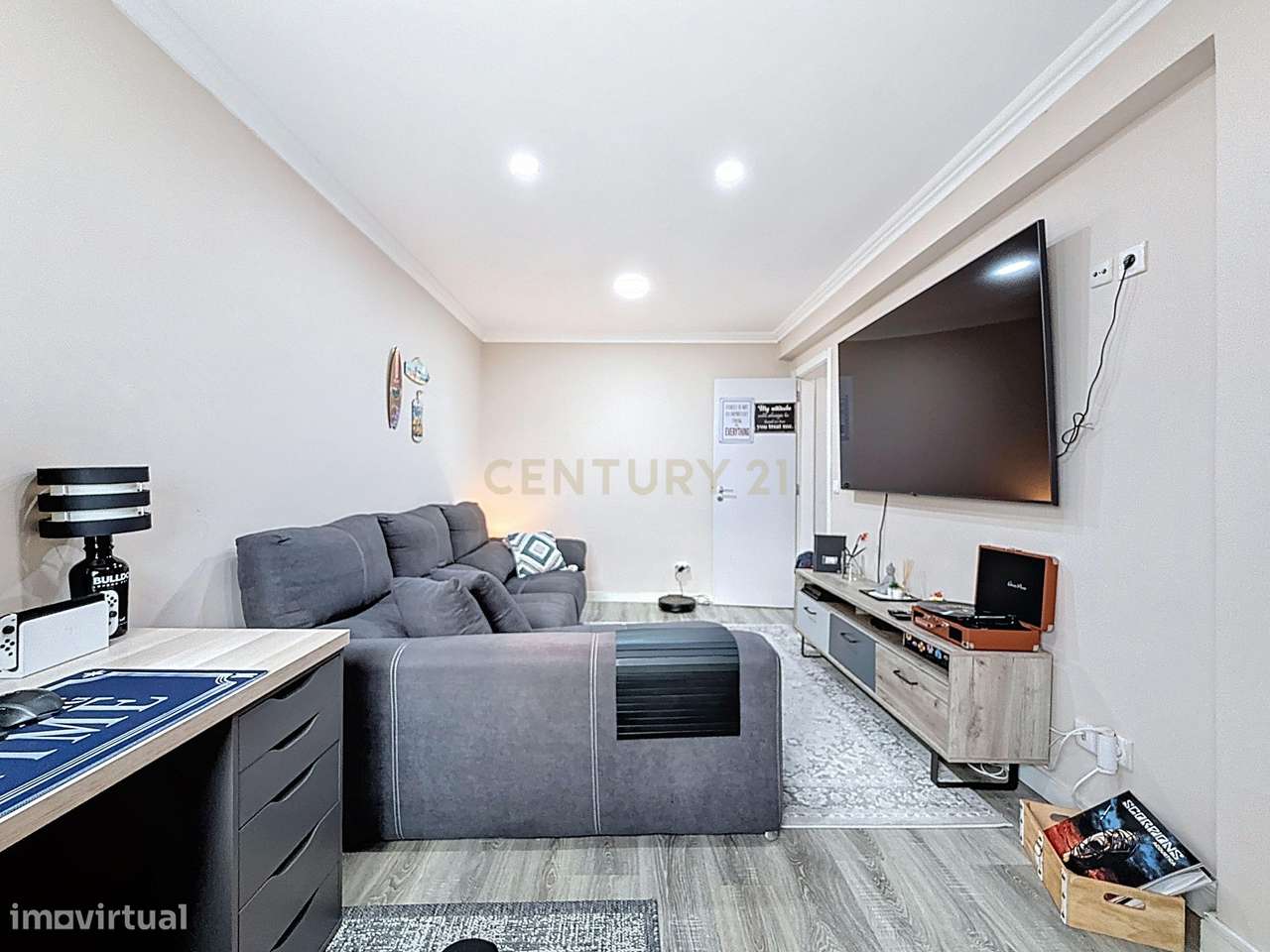 Apartamento T2 em Alto do Moinho, Corroios- Oportunidade Única!-3