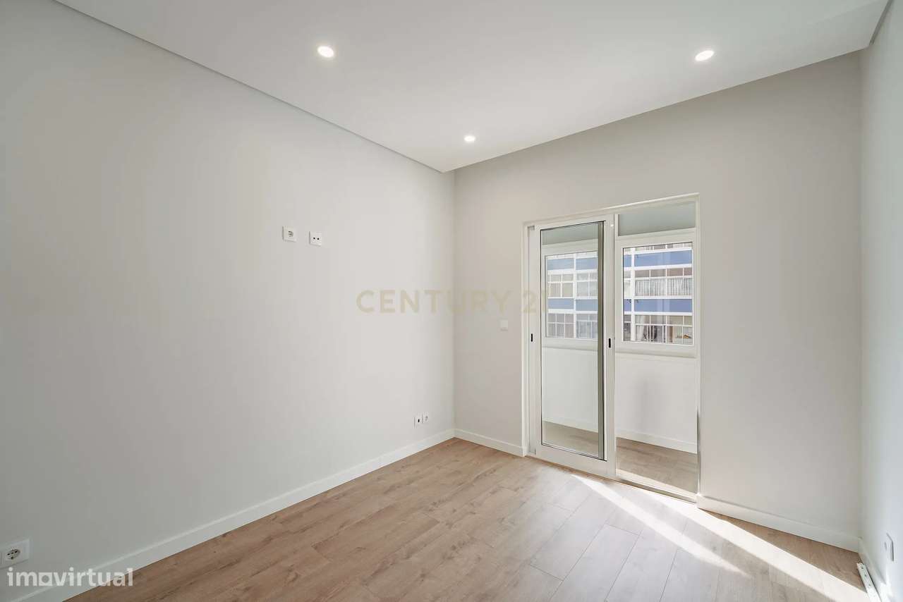 Apartamento T2 Cova da Piedade – Excelente Localização-4