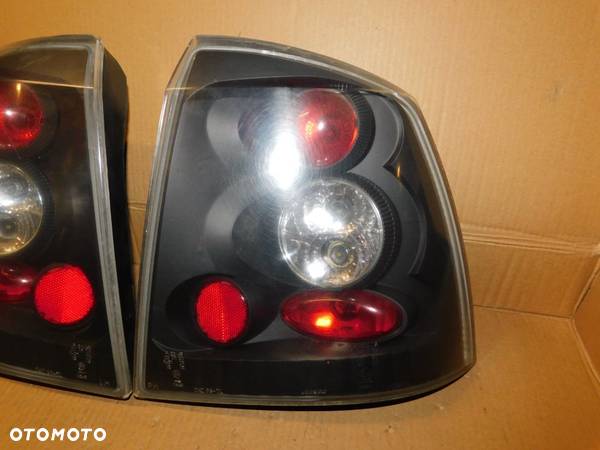 lampa lewa prawa tył OPEL ASTRA II HB Tuning komplet - 3