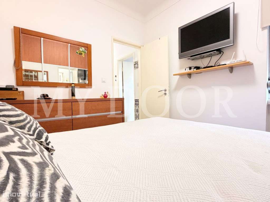 Apartamento T1 em Moscavide - 1º andar c/ Pequeno Espaço Exterior-22