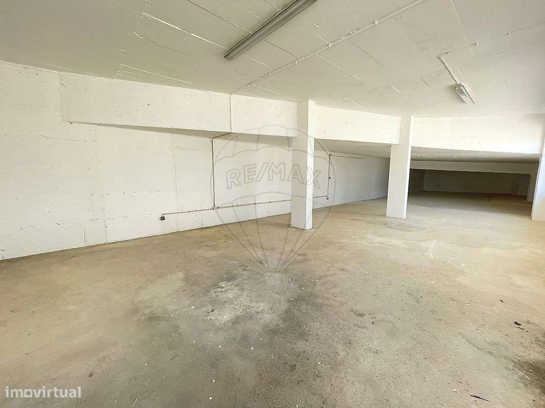 Loja  para arrendamento - Grande imagem: 3/12