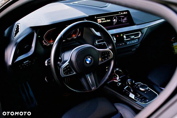 BMW Seria 2 218i M Sport - 17