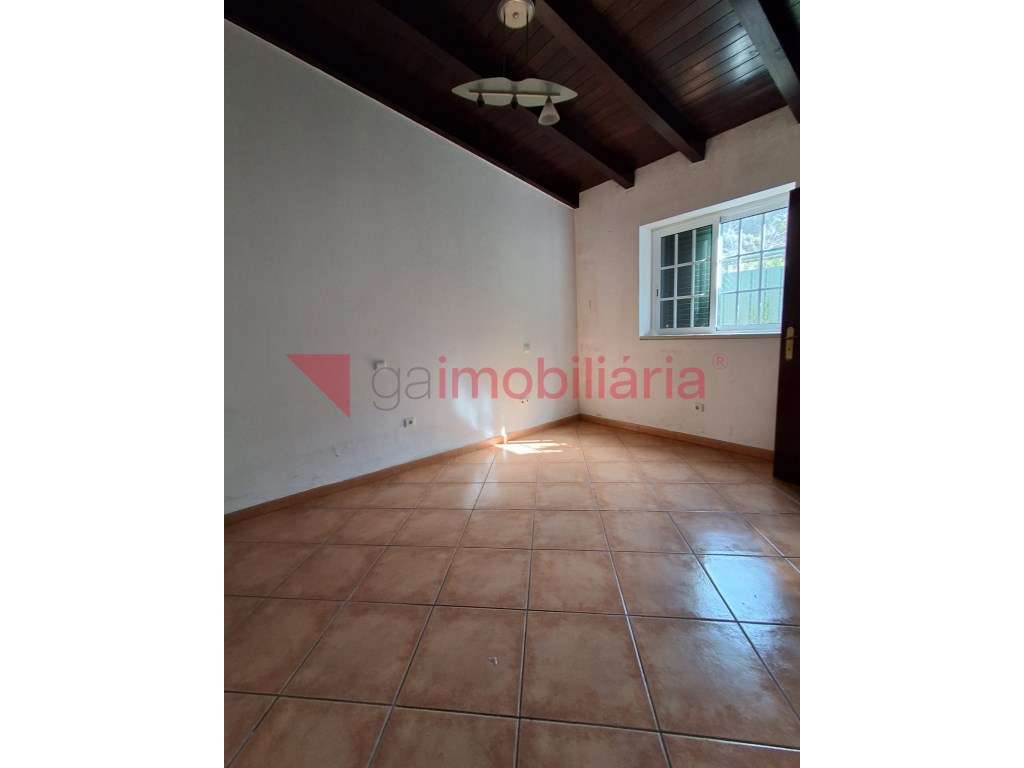 Moradia Rústica a 2 minutos do Centro de Arruda-8