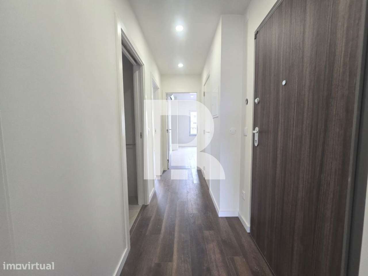 Apartamento Novo Duplex T2 + 2 em Ouressa, Mem-Martins - Grande imagem: 4/35