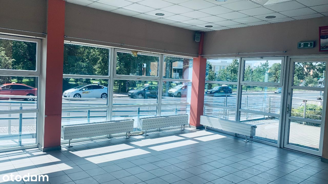 Lokal dworzec autobusowy Toruń 90 m² + taras 56 m²