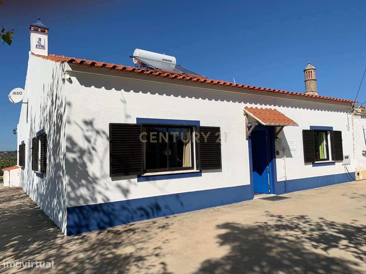 Magnífica Propriedade de 3 Quartos com Ruína e Terreno Rústico em Pêra - Grande imagem: 3/18