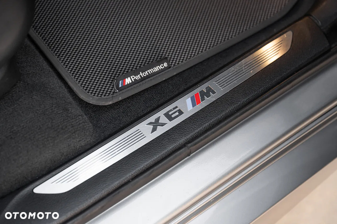 BMW X6M Standard - 37