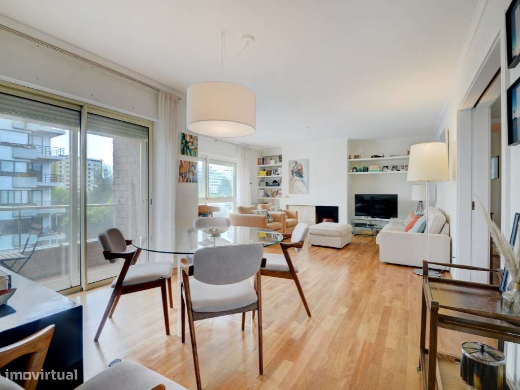 Apartamento T3 com varanda no Pinheiro Manso, Porto - Grande imagem: 5/24