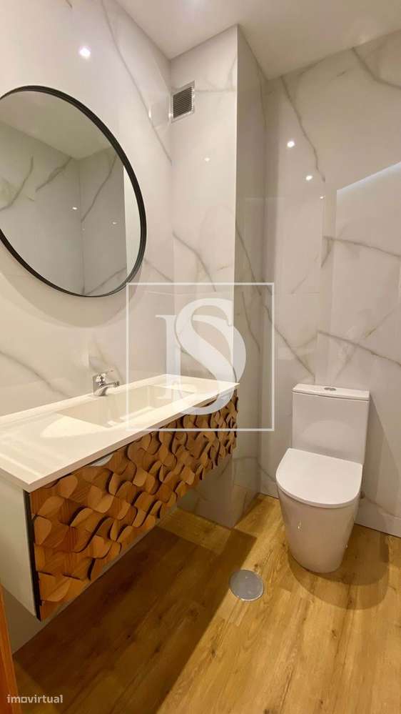 T3 com 170m² | Terraço Privativo de 200m² | Renovado | Santo Tirso-8