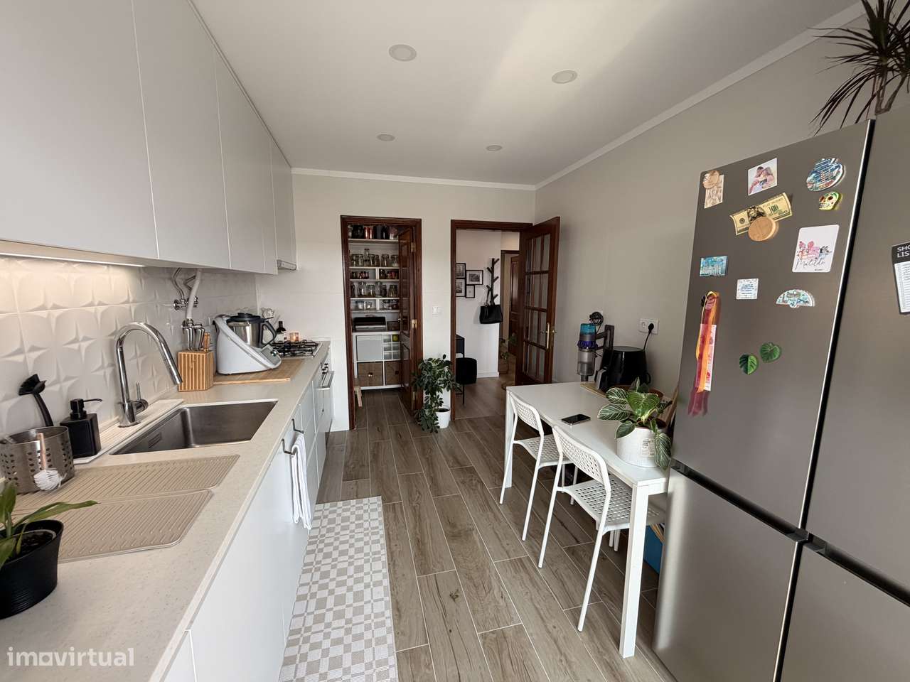 Apartamento T3 com Varanda - Quinta do Conde - 300.000€-8