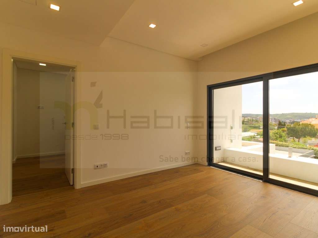 Moradia T4 em condomínio fechado em Loures, com piscina!-33