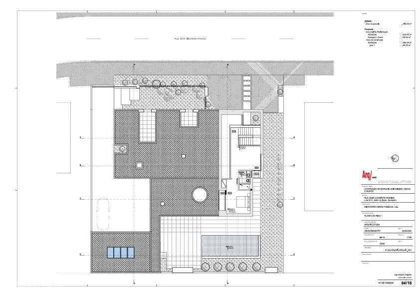 Moradia de linhas modernas em construção-9
