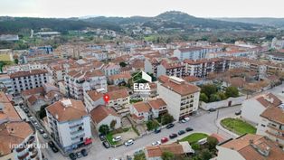 Moradia T3 localizada em Ourém - Grande imagem: 2/21
