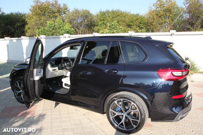 BMW X5 xDrive30d - 28