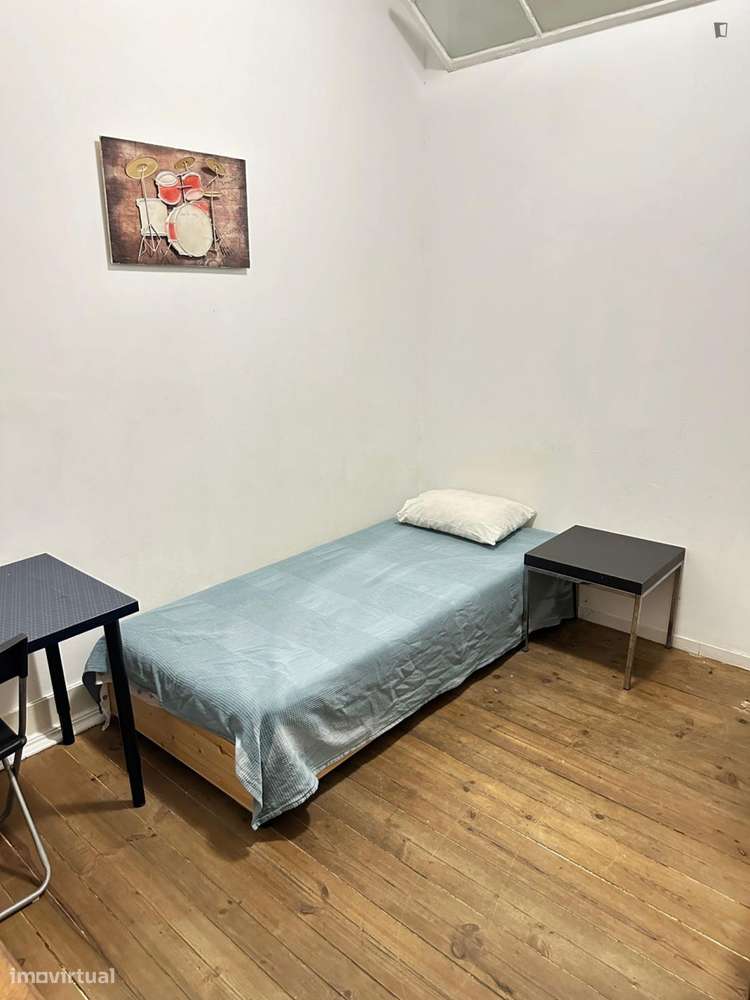Quarto - localizado em Arroios Lisbon - Grande imagem: 2/9