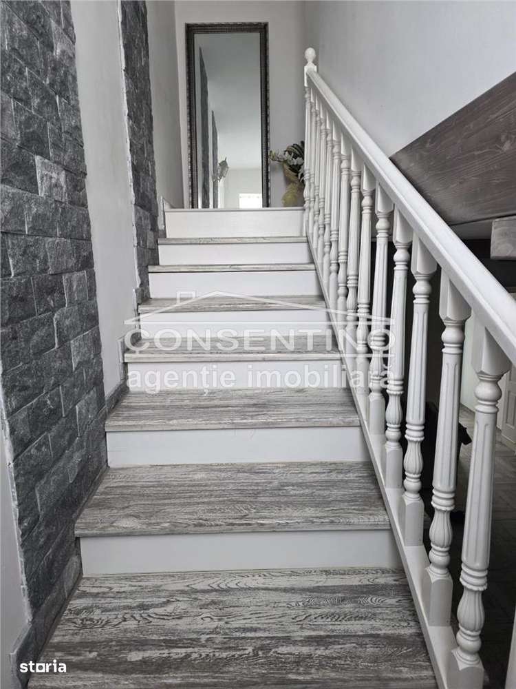 Se vinde imobil 2019 , zona Patriei , P+1 , mobilat si utilat-2