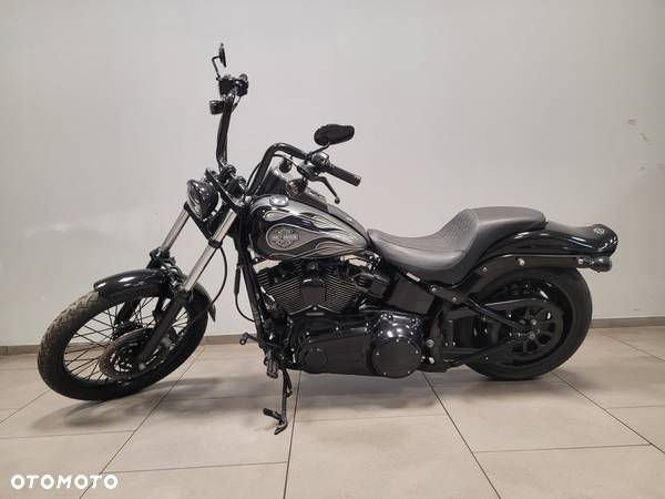 Harley-Davidson Softail Standard - 2