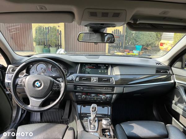 BMW Seria 5 535d xDrive Luxury Line - 7