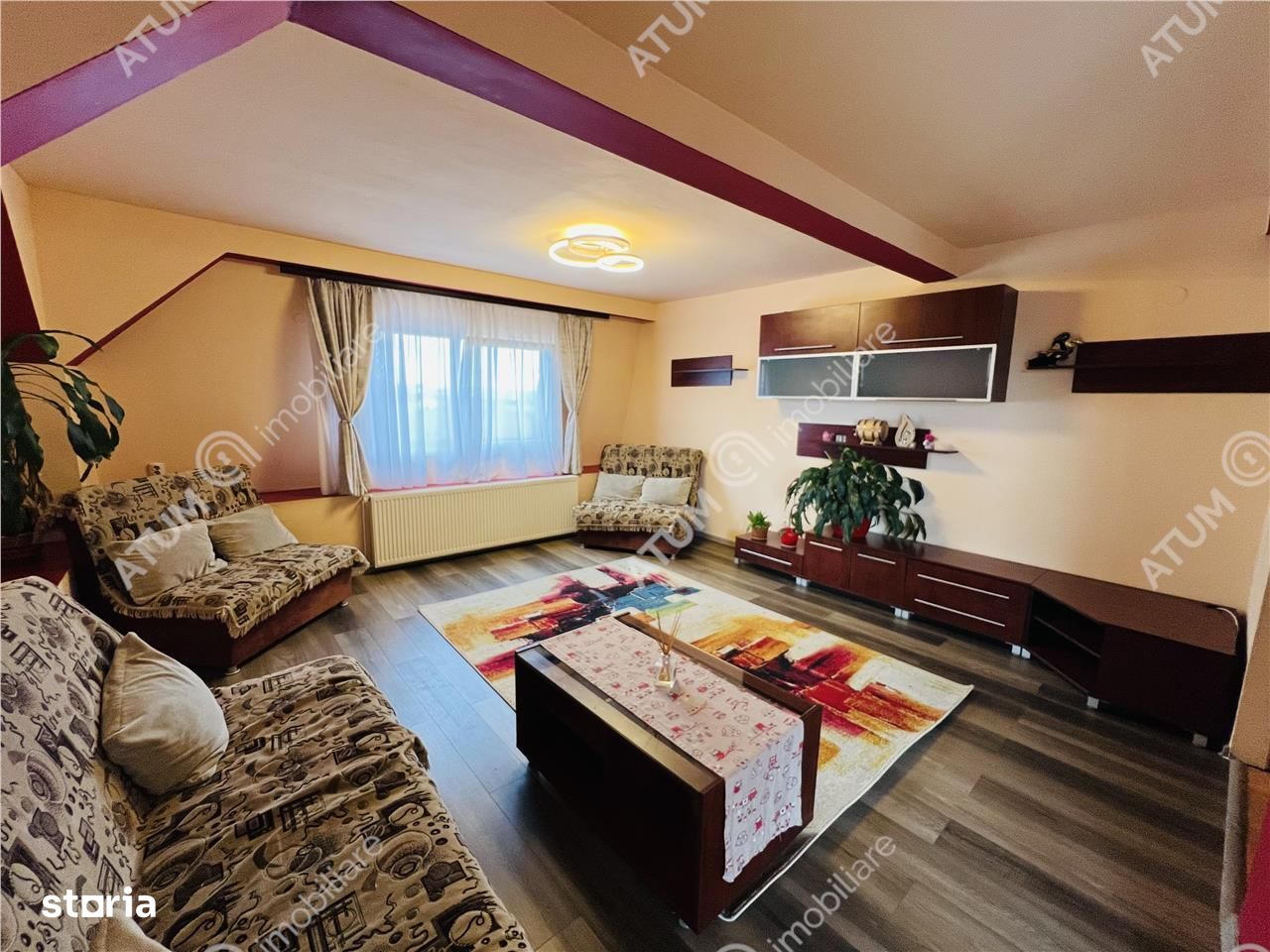 Apartament cu 3 camere decomandate situat in zona Cedonia din Sibiu