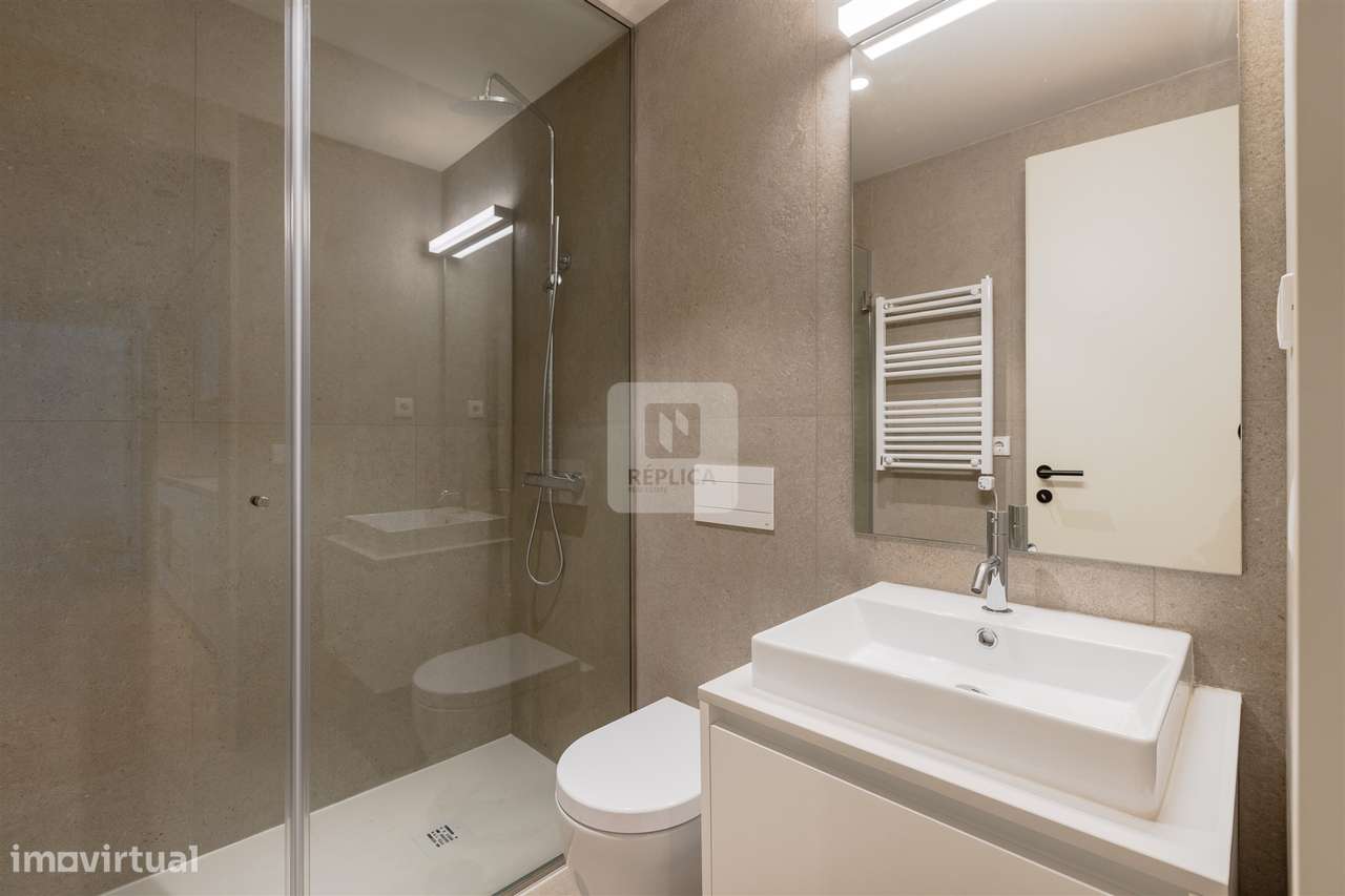 Apartamento T1 Novo com Varanda e Vistas Rio Douro no LYNQ - Grande imagem: 5/13