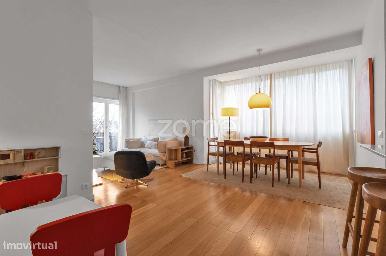 Apartamento T2 Renovado | Praça da Pedra Verde – Porto - Grande imagem: 5/27