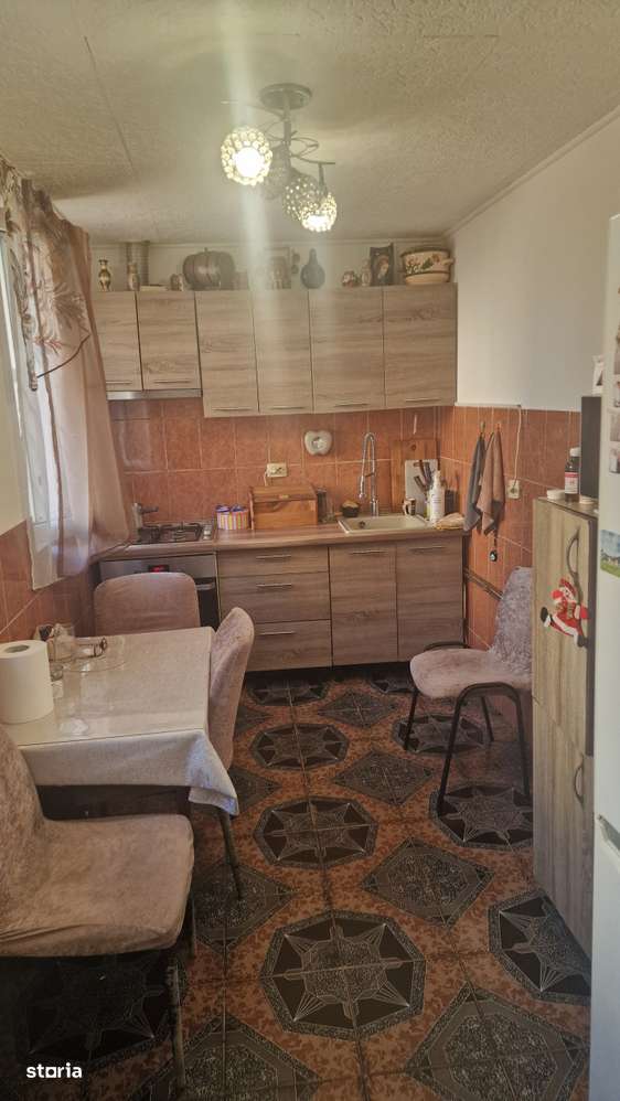 Casa de Vanzare in orasul Chitila - Imagine principală: 5/10