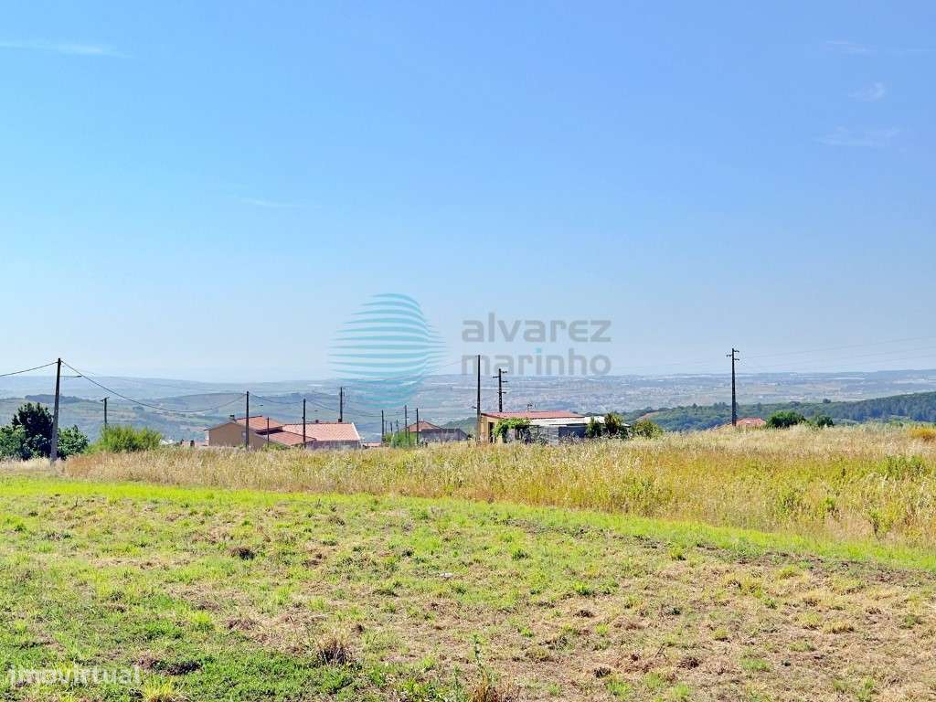 Terreno urbano com a melhor vista sobre a cidade de Torres Vedras-16