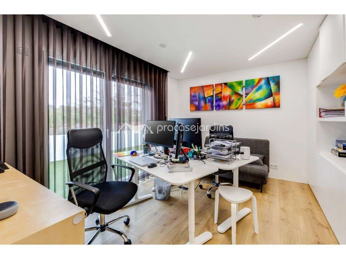 Moradia T5 Contemporânea e elevada eficiência energética – Amor, Le...-28