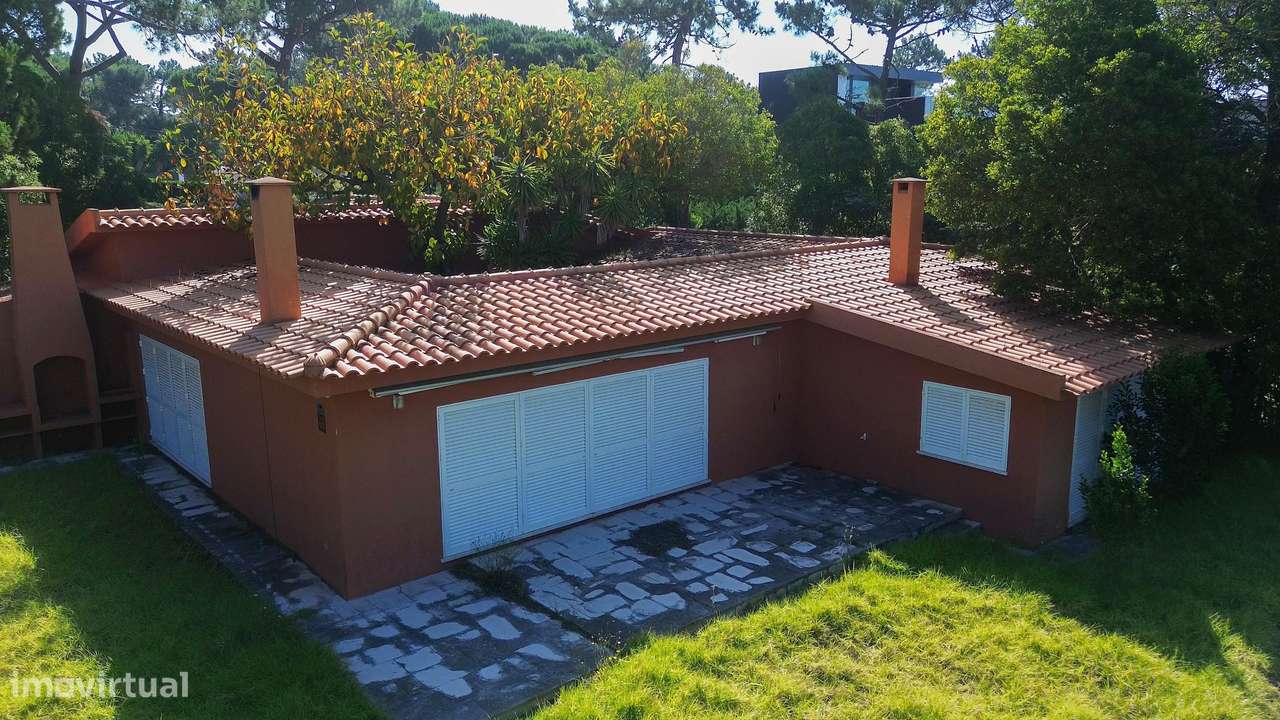TERRENO DE 1.940m² COM PROJECTO APROVADO-11