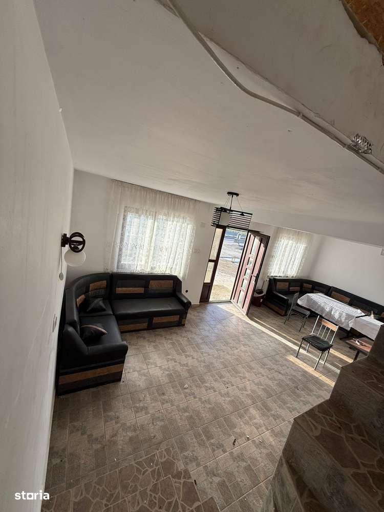 Vand casa  individuala in Liteni/Dolhasca. - Imagine principală: 3/12