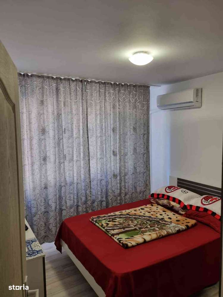 Vând apartament în Hunedoara. - Imagine principală: 2/11