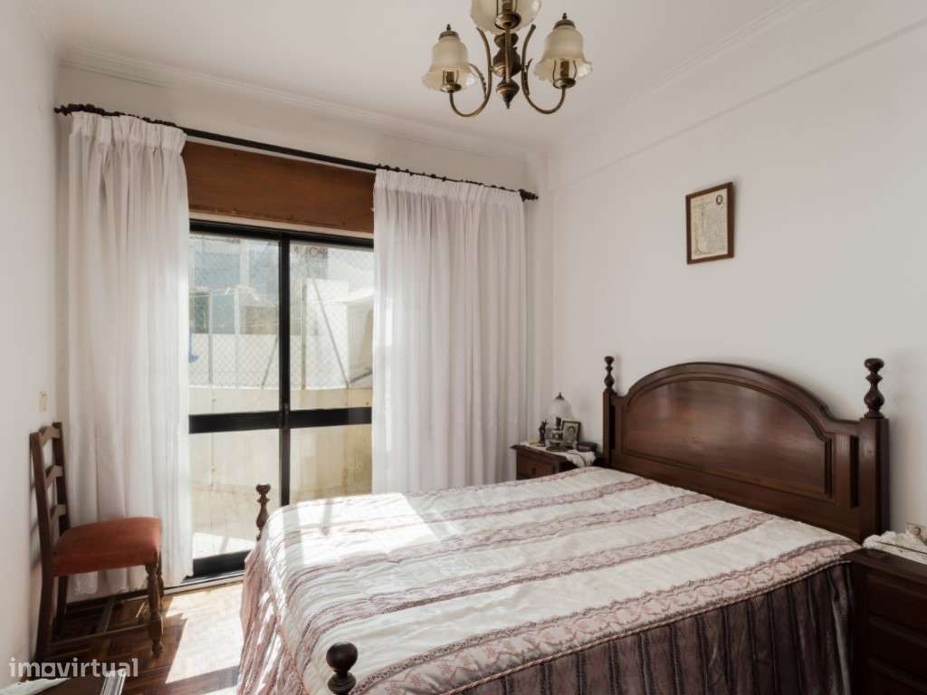 T2 com terraço - Encosta do Sol-11